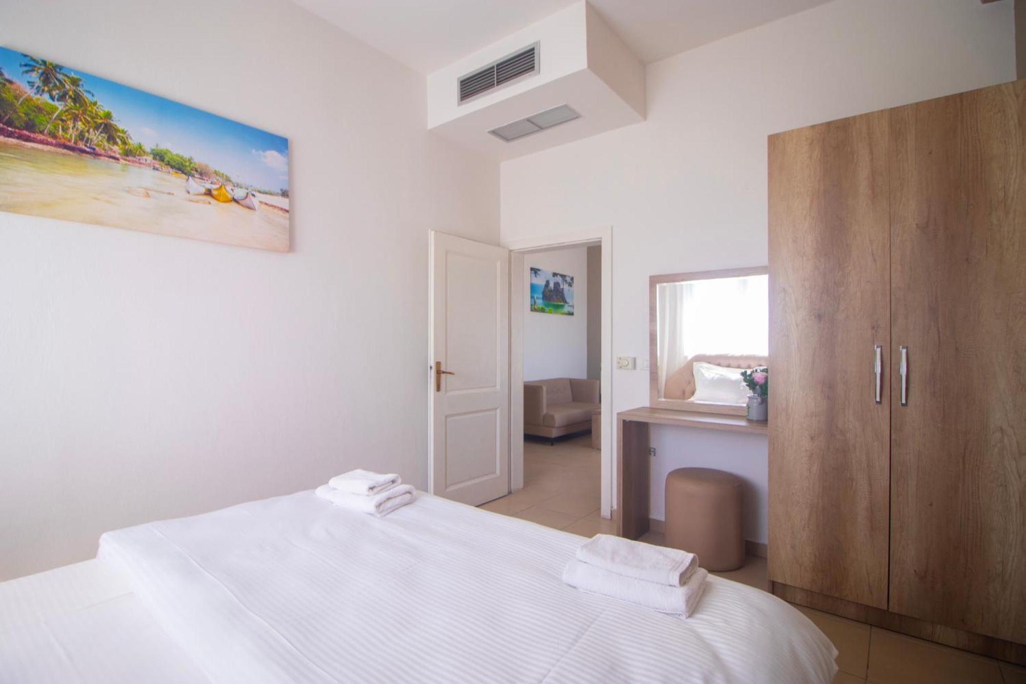 Hotel Princ 골렘 외부 사진
