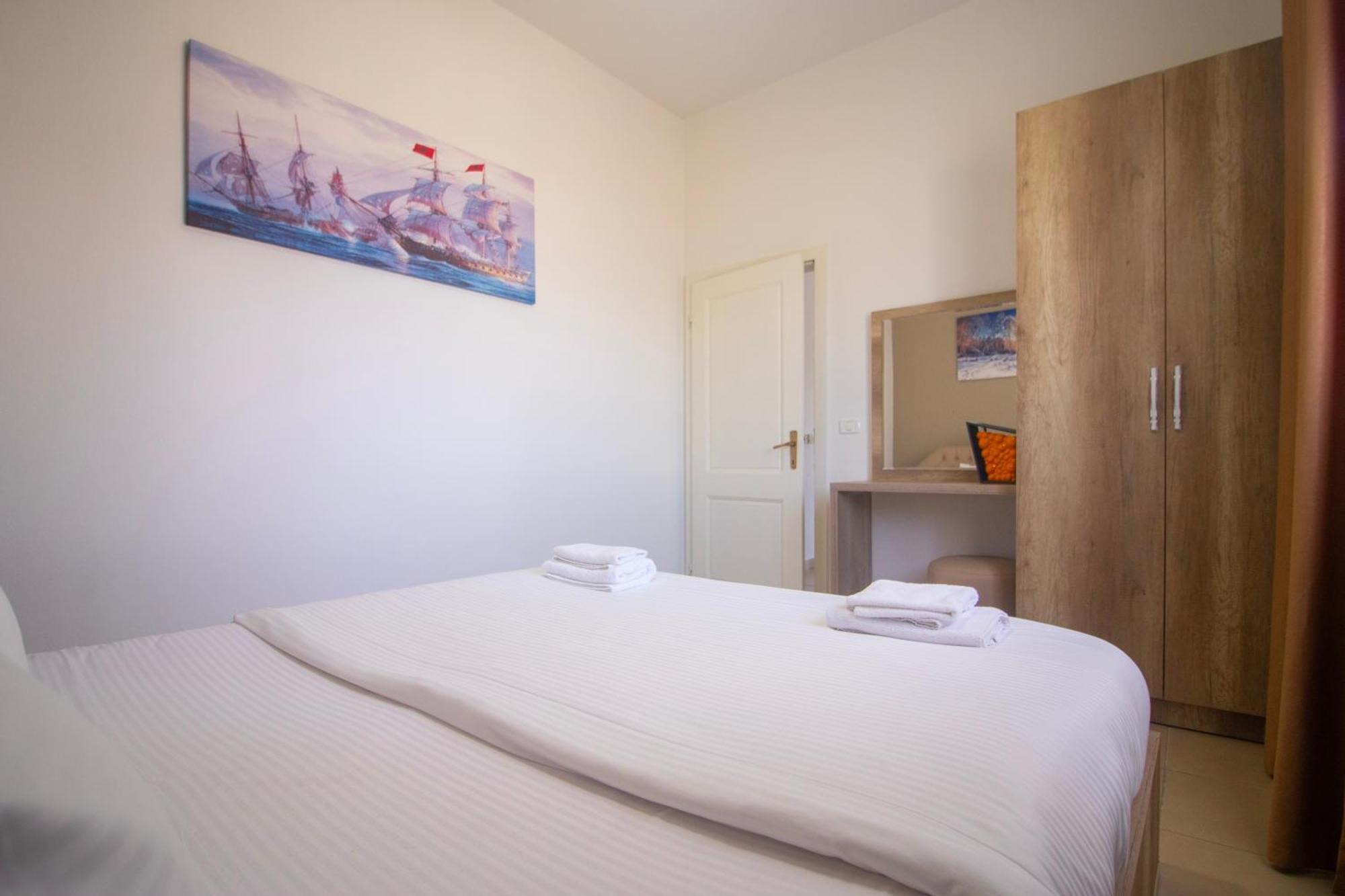 Hotel Princ 골렘 외부 사진