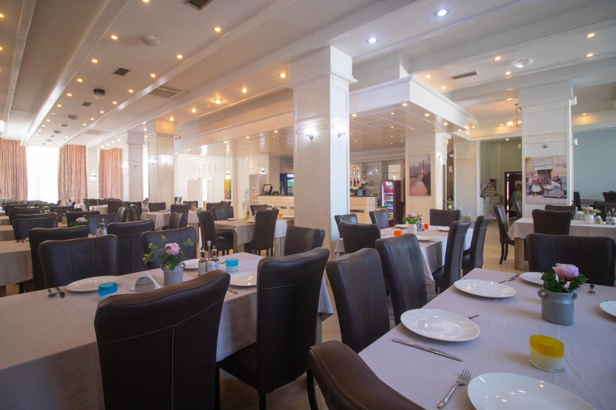 Hotel Princ 골렘 외부 사진
