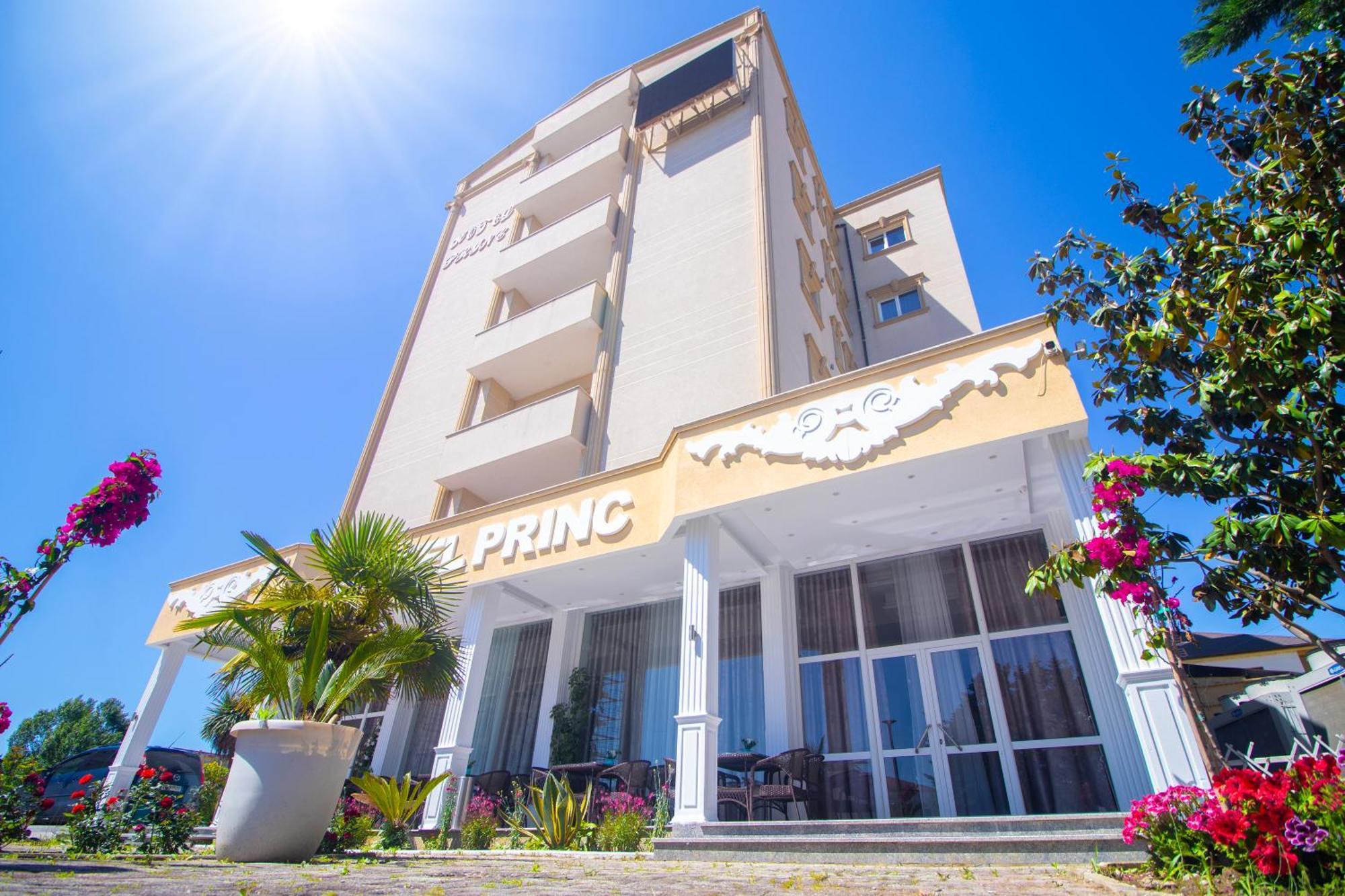 Hotel Princ 골렘 외부 사진