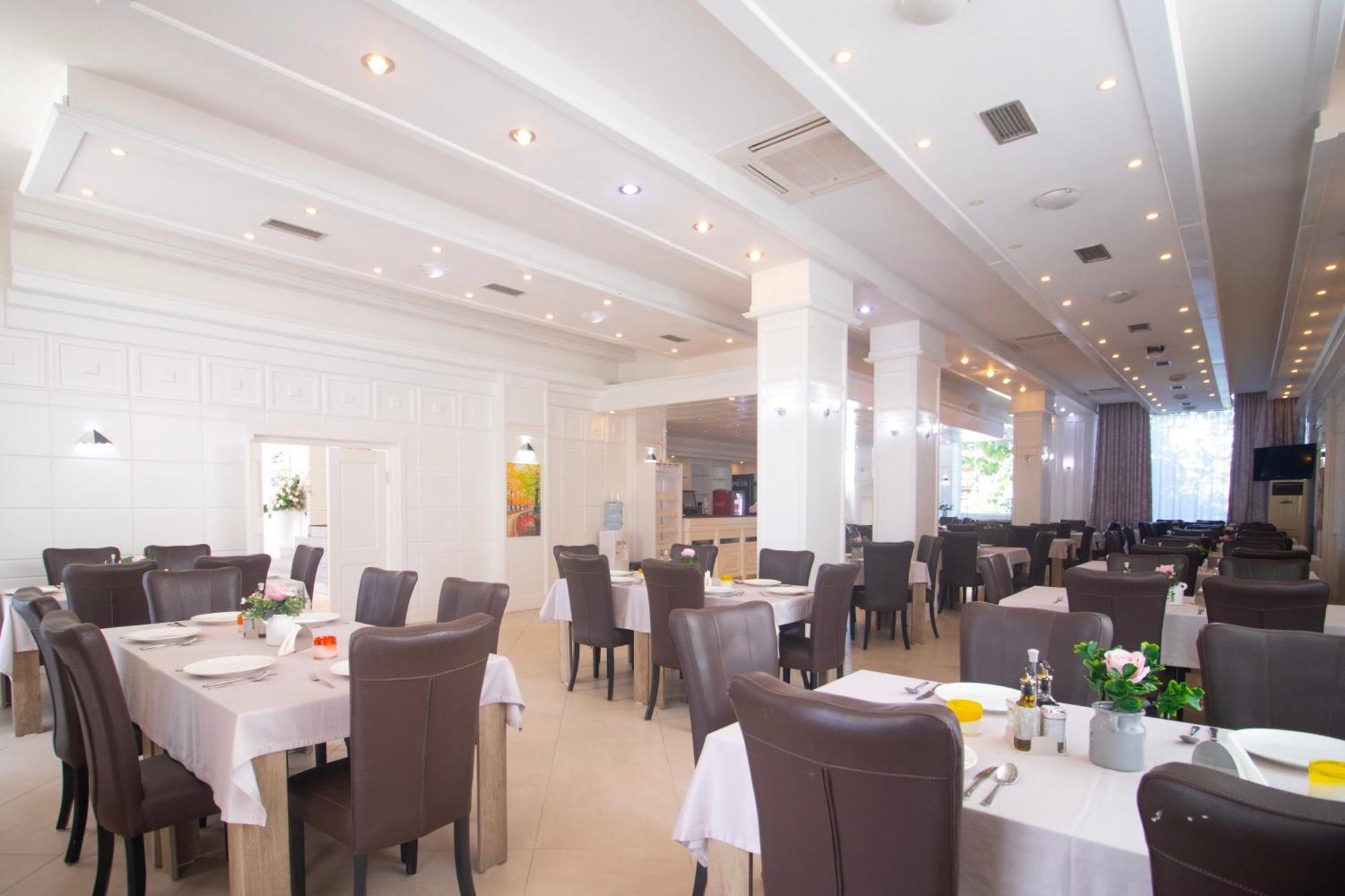 Hotel Princ 골렘 외부 사진